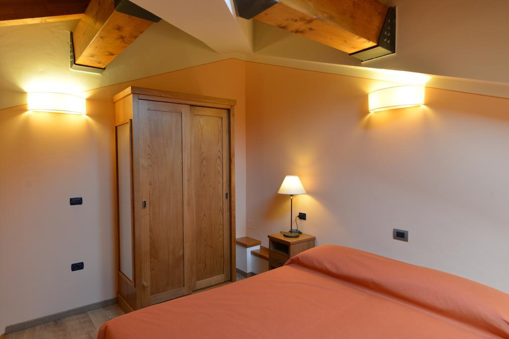 Il Bruco Hotell Fiumalbo Rum bild